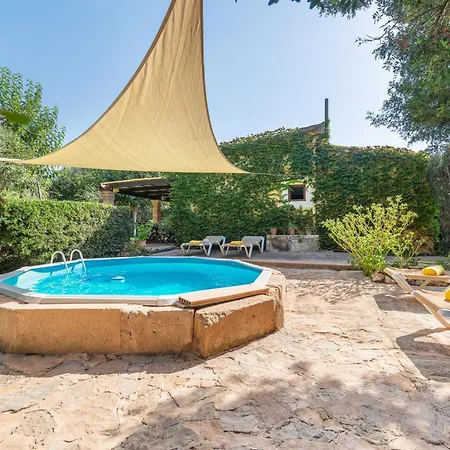 Sa Marjal Villa *