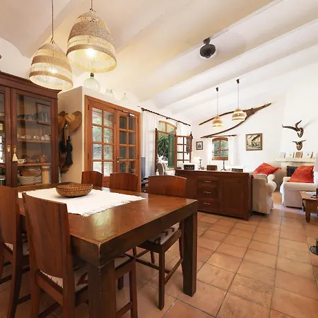 Sa Marjal Villa